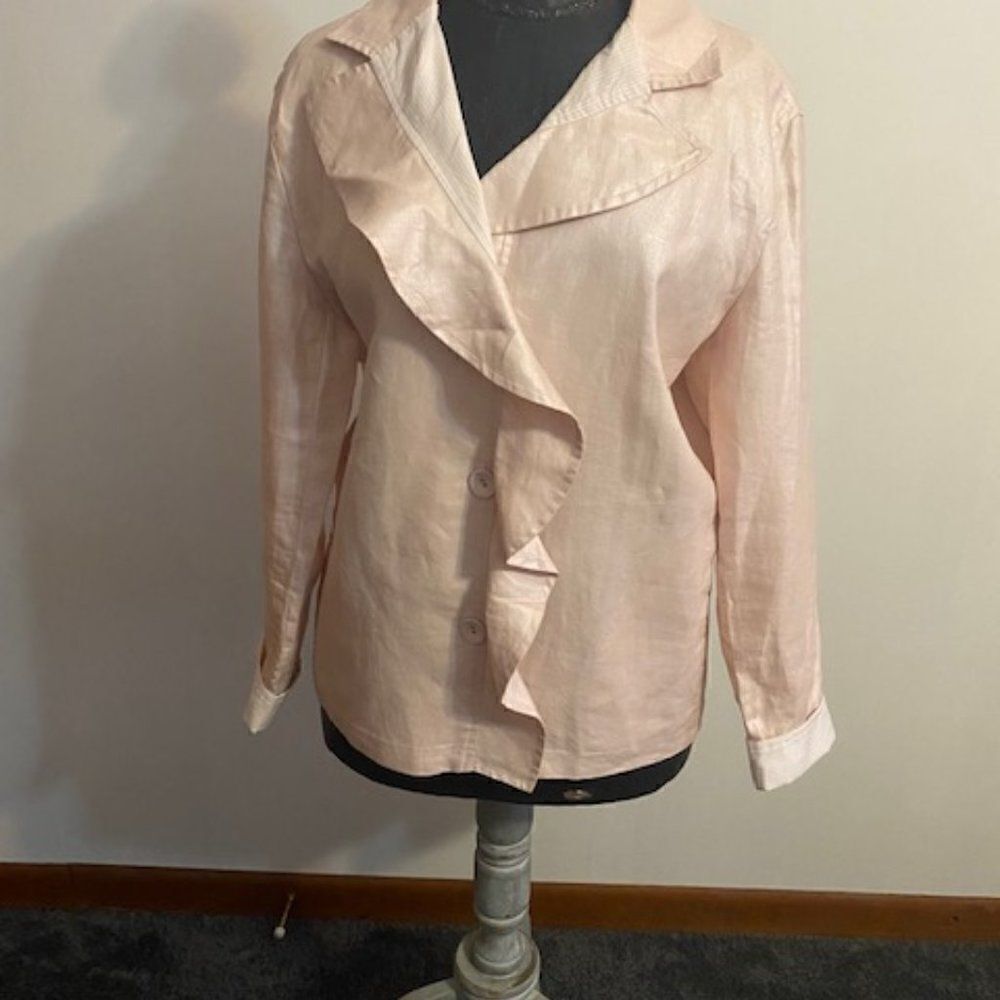 Chico's
Champagne Pink Ruffle front button-down Linen blazer, size 3/16